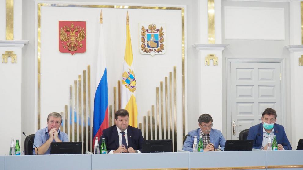 Дума Ставропольского края начала осеннюю сессию