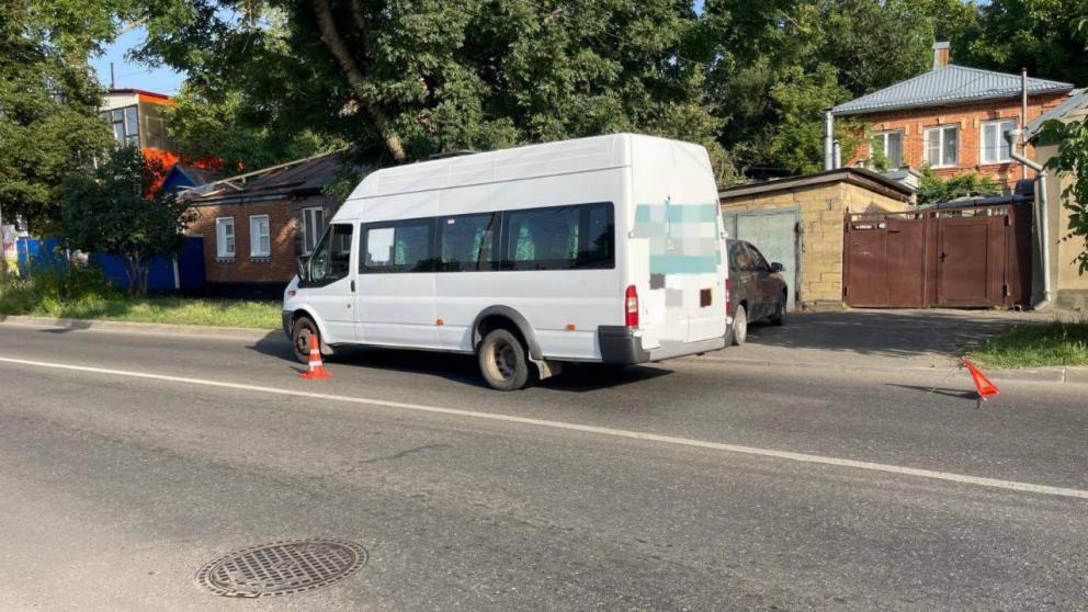 Водитель маршрутки сбил пешехода в Ставрополе