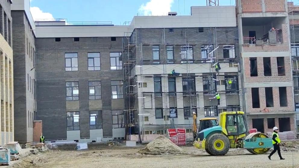В Ставрополе продолжается строительство новой школы на 1550 мест
