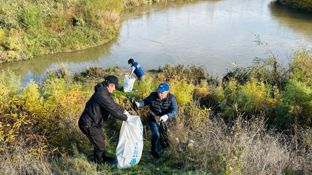 В Советском и Александровском округах Ставрополья прошли субботники