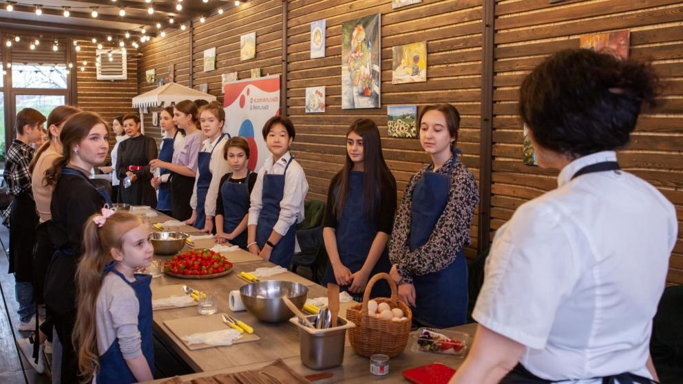 Школьники Пятигорска побывали с экскурсией на сыроварне