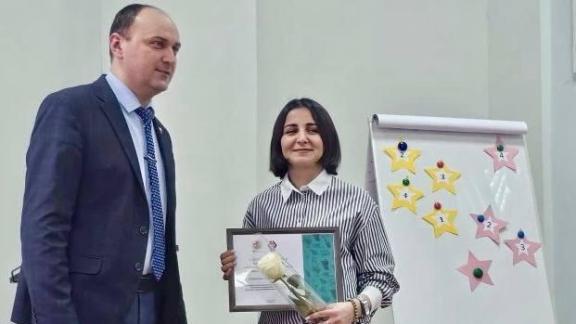 Педагог из Кисловодска вышла в финал краевого конкурса