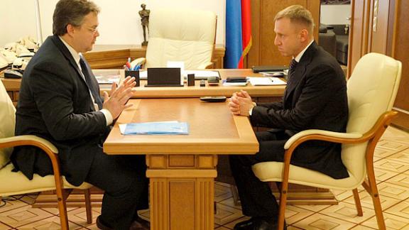 Министр образования РФ Д. Ливанов встретился с губернатором Ставрополья В.Владимировым
