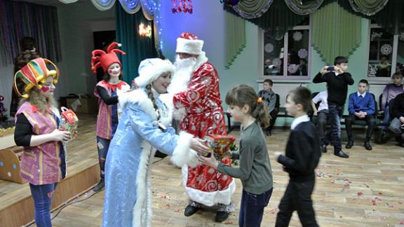 Минсельхоз Ставрополья побывал в подшефном детском интернате в селе Падинском