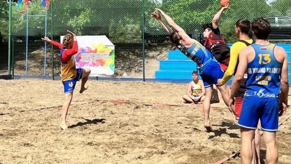 Ставропольские юноши поспорят за золото первенства страны по пляжному гандболу