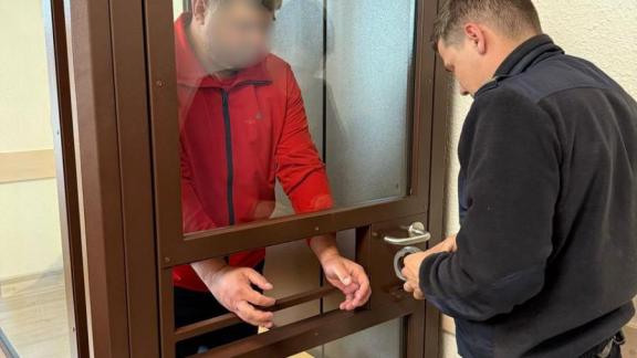 На Ставрополье заключены под стражу двое полицейских Левокумского ОМВД