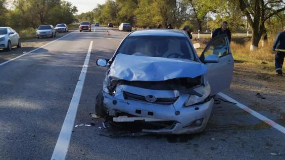 7 человек пострадали при столкновении легковушек в Левокумском районе