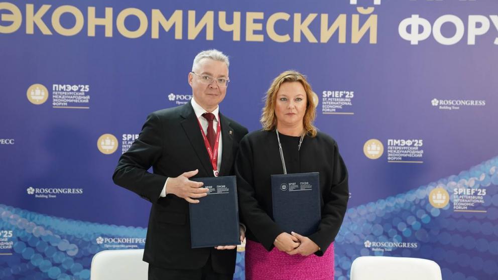 Губернатор Владимиров подписал соглашение о поддержке детских талантов на ПМЭФ-2025