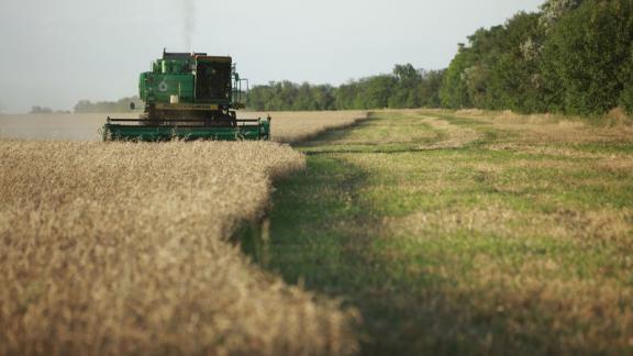 В Кочубеевском округе Ставрополья идёт подготовка техники к полевым работам