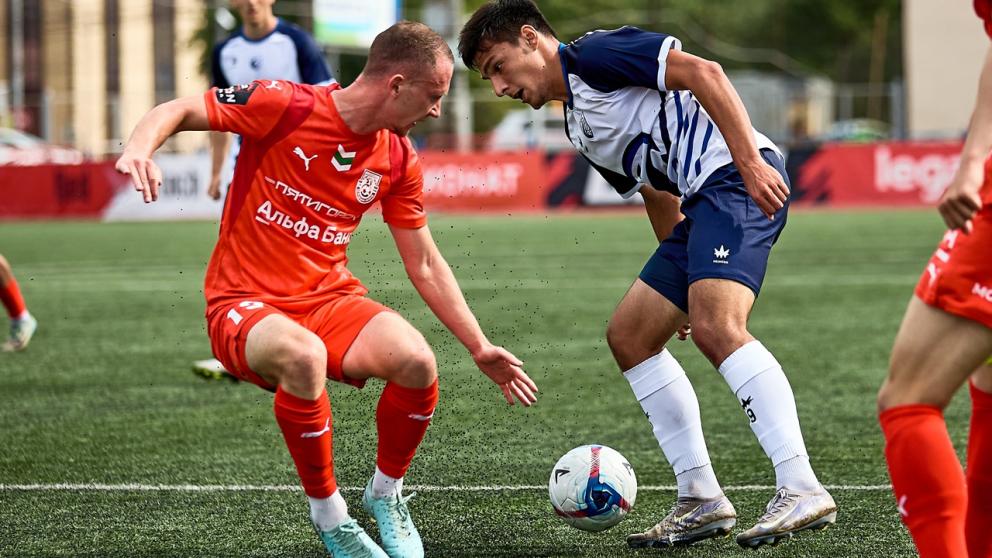 Футболисты пятигорского «Машука-КМВ» победили в Новосибирске