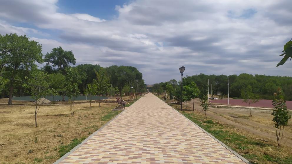 В ставропольском селе Александровском ремонт парка «Молодёжный» завершат к сентябрю