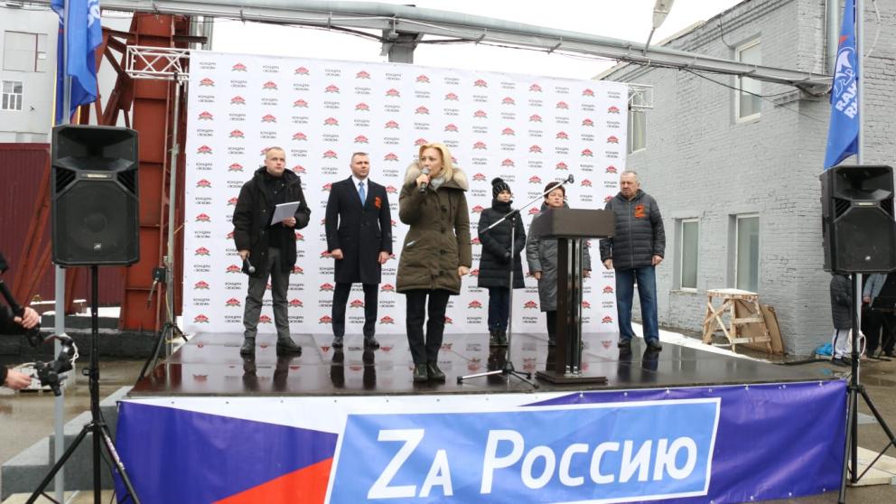 Машина с лекарствами для больницы Луганска выехала из Ставрополя