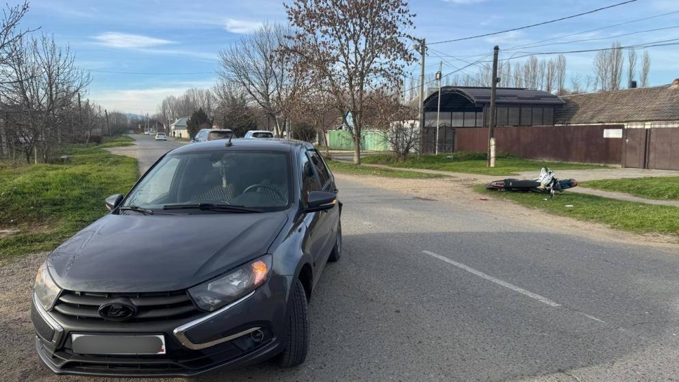 В Георгиевске подросток на мотоцикле пострадал в ДТП