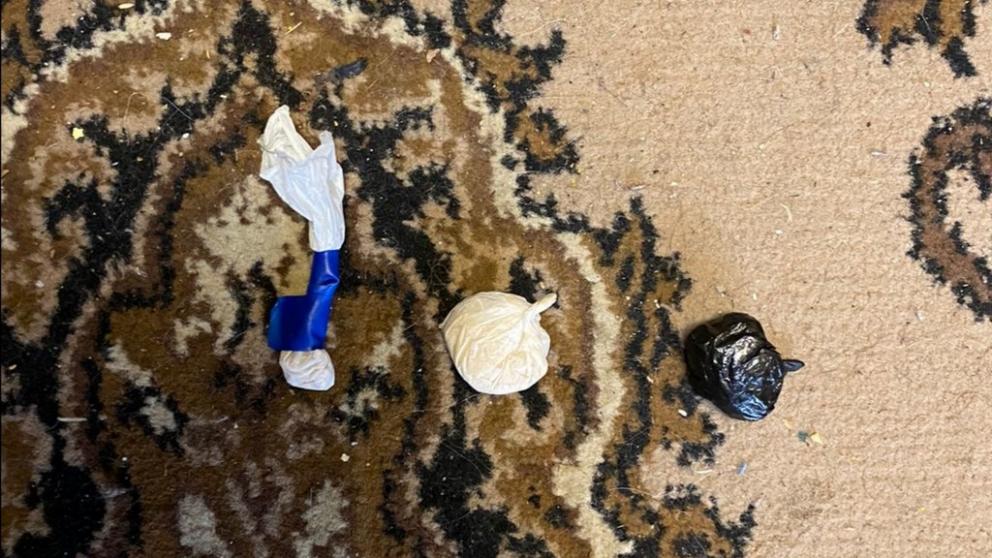 Полицейские изъяли у жительницы Изобильного около 11 граммов сильнодействующего наркотика