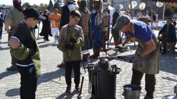 Соцконтракт реально помогает