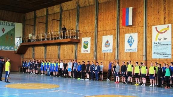 Сотрудники регионального УФСИН России соревновались в меткости и точности