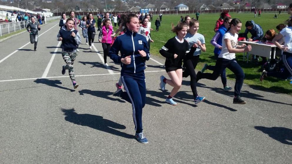 В селе Александровском прошли традиционные состязания кросса «Весна»