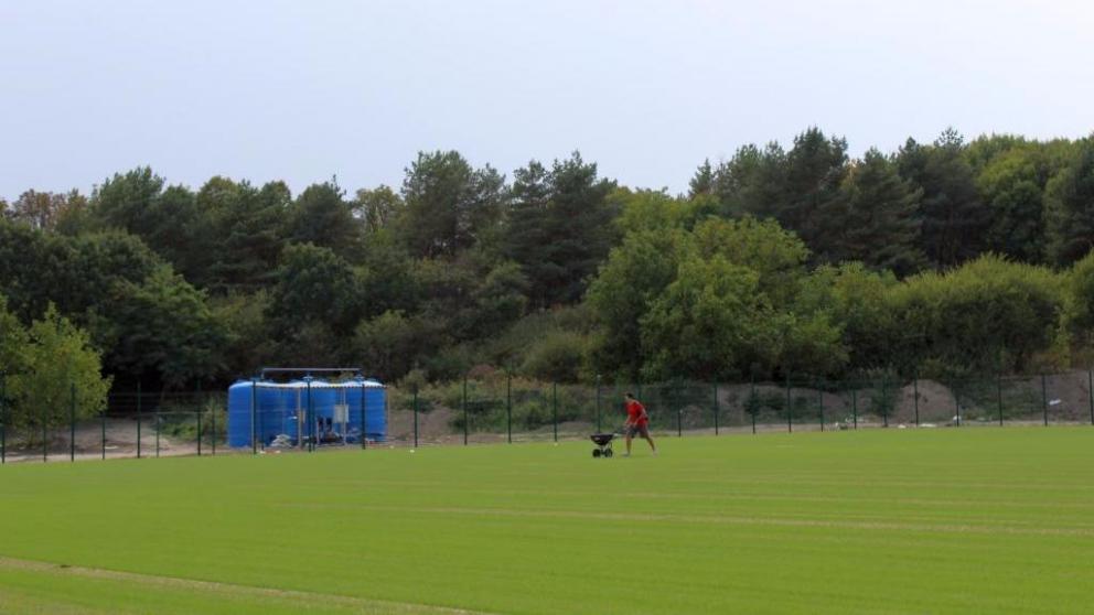 Строительство тренировочной площадки к ЧМ по футболу заканчивается в Ессентуках