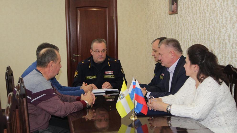 В Ставрополе обсудили, как ветераны могут помочь сотрудникам УИС