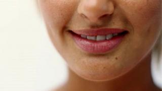 Как проверить свои родинки