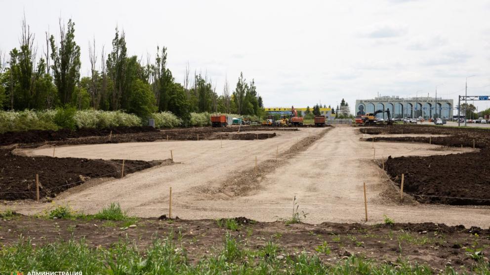 В Ставрополе возле аэропорта имени Суворова благоустраивают сквер