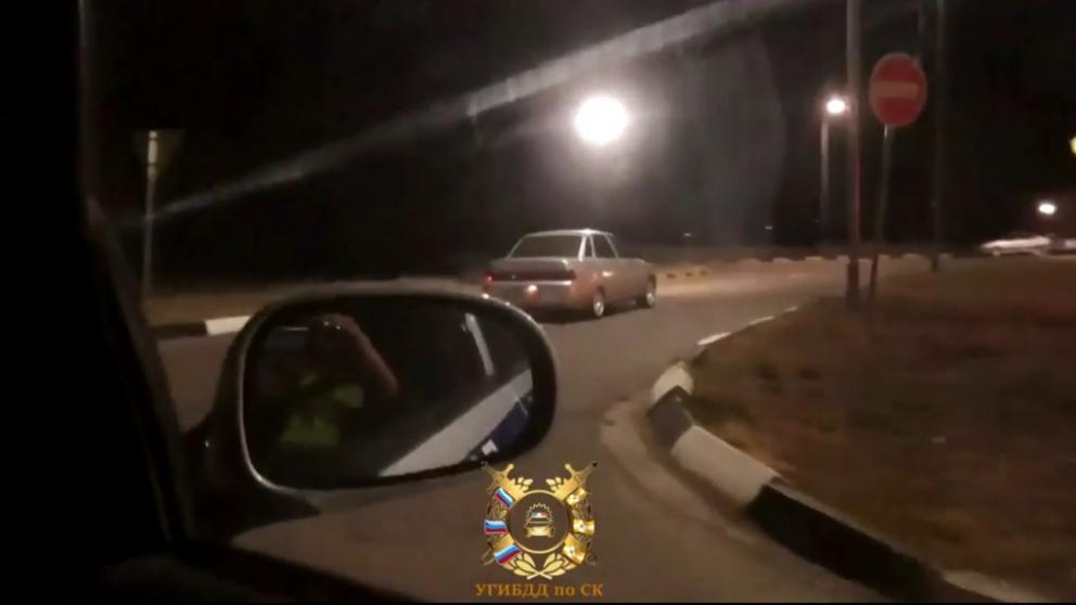 В Светлограде пьяный водитель проехал на запрещающий знак движения