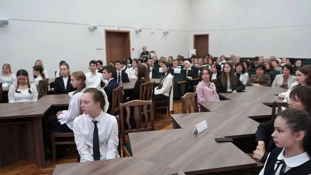 В Андроповском округе чествовали стипендиатов главы муниципального образования