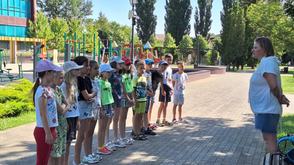 Школьники Ставрополя посещают занятия по тайскому боксу