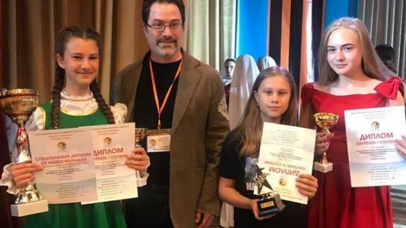 Вокалистка Ева Дубина из Новоалександровска выиграла поездку в Чикаго