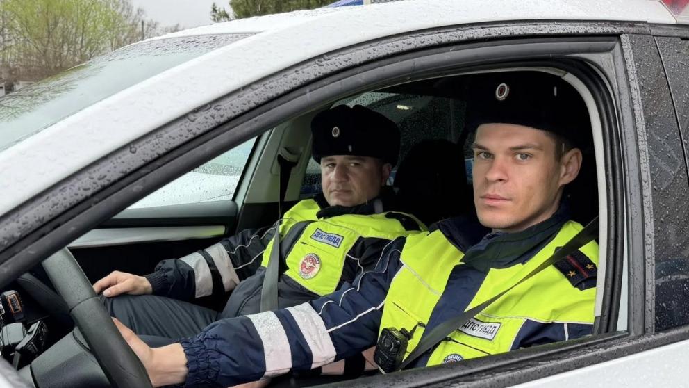 В Курском округе Ставрополья сотрудники ДПС доставили водителя с приступом диабета в реанимацию