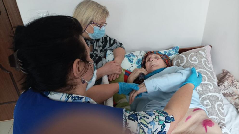 «Школа ухода» на Ставрополье помогает повысить качество обслуживания маломобильных граждан