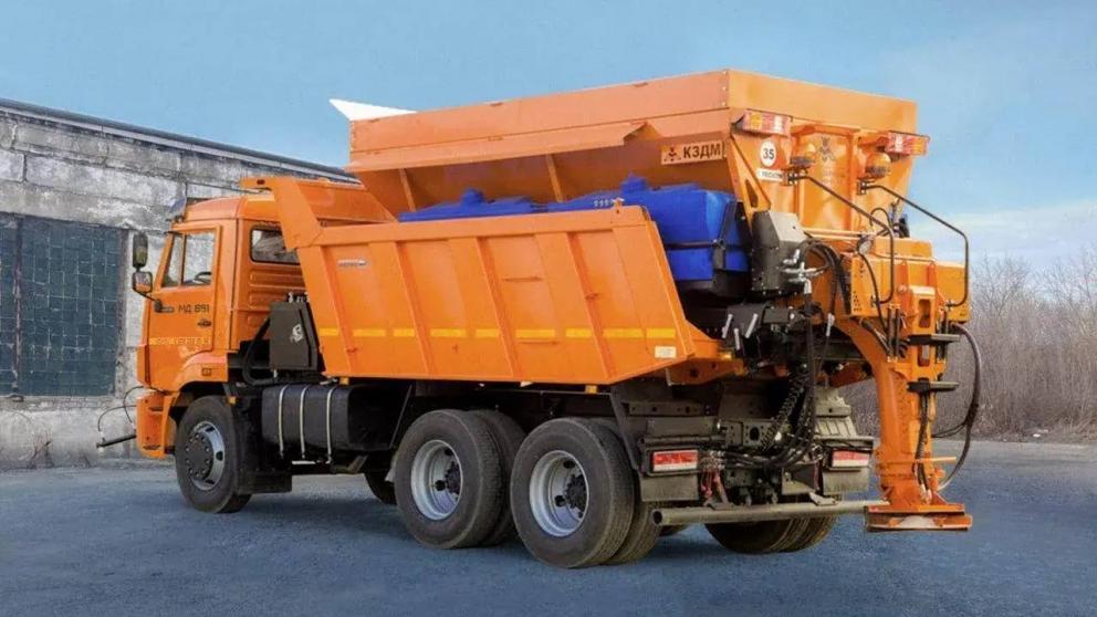 Город Лермонтов получил новую коммунальную технику