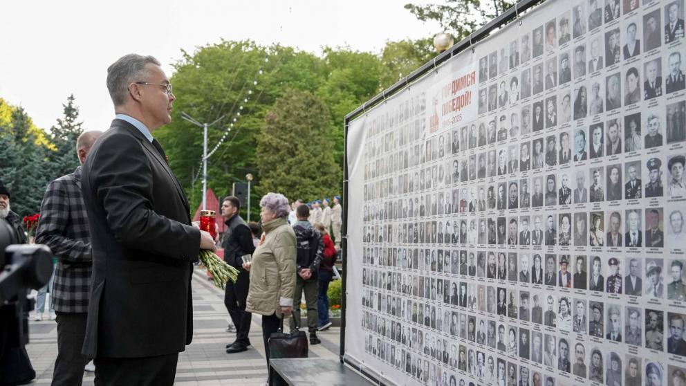 Глава Ставрополья принял участие в открытии Стены Памяти накануне Дня Победы