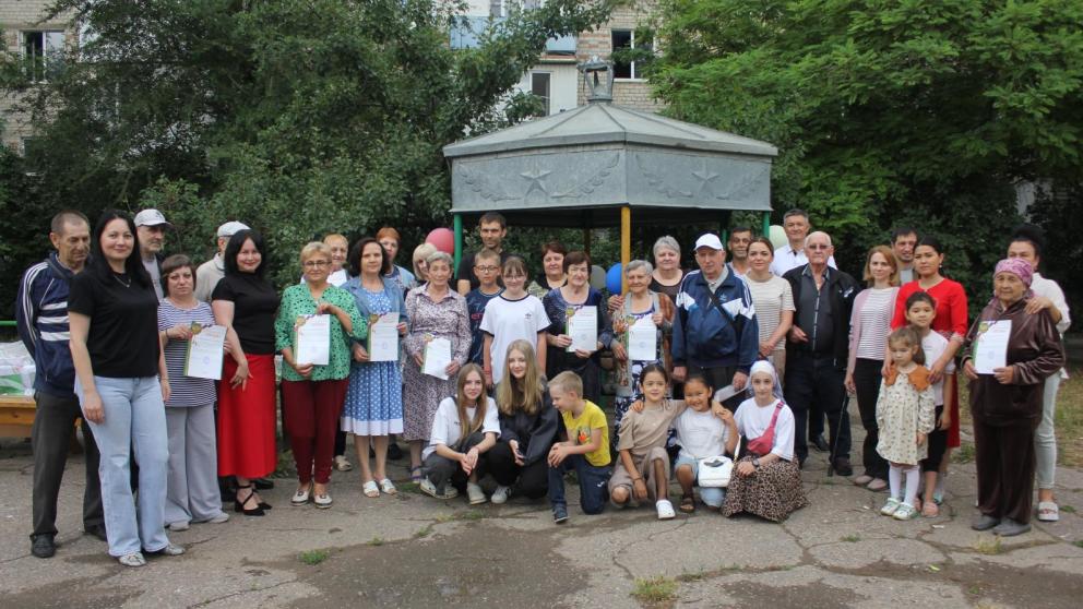 В Нефтекумске отметили 50-летие одного из первых построенных в городе домов