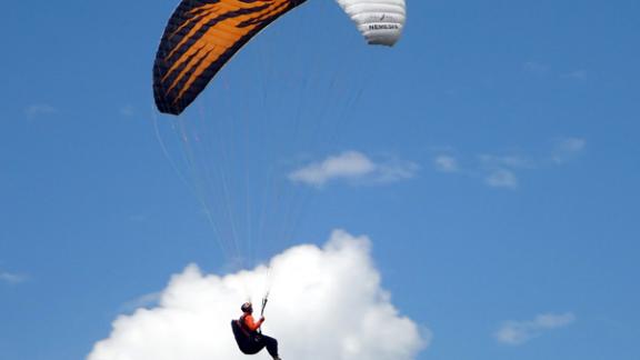 На КМВ стартовал чемпионат России по парапланеризму