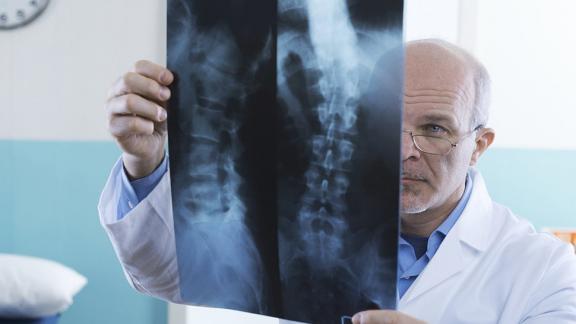 В горбольнице Пятигорска теперь могут лечить пациентов с травмой позвоночника