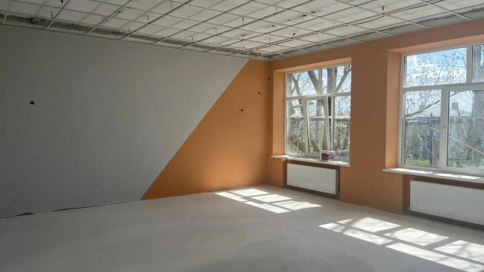 Капитальный ремонт школы № 10 хутора Перевальный близится к завершению