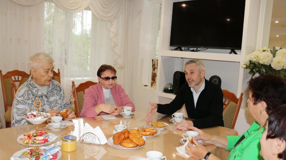 В Ставропольском геронтологическом центре отметили Международный день пожилых людей