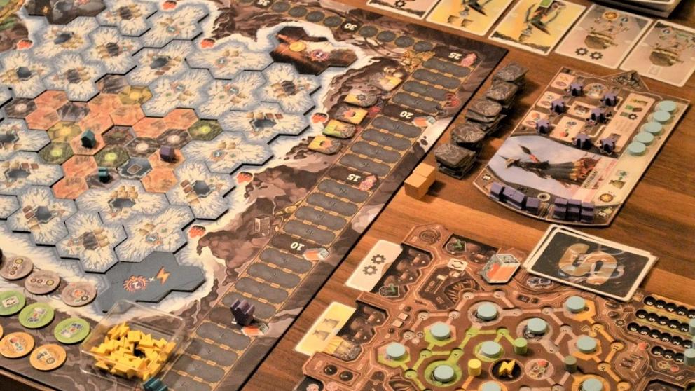 Настольные игры для детей и семьи: что выбрать