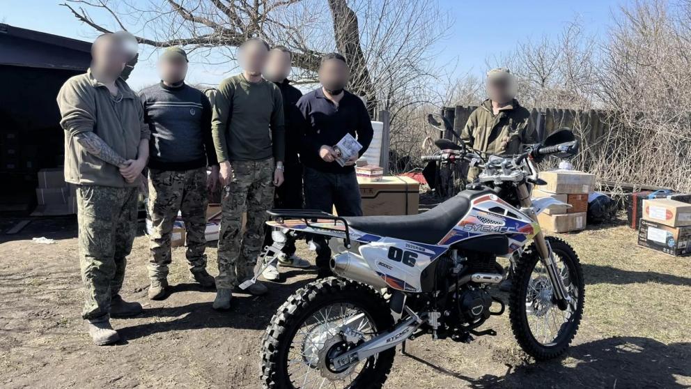 На Ставрополье «Единая Россия» отправила бойцам пасхальные куличи