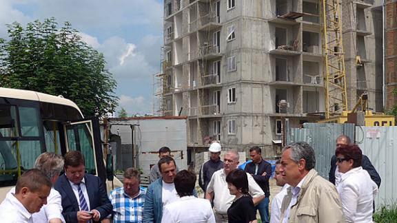 Ставрополье – без аварийного жилья и разбитых дорог