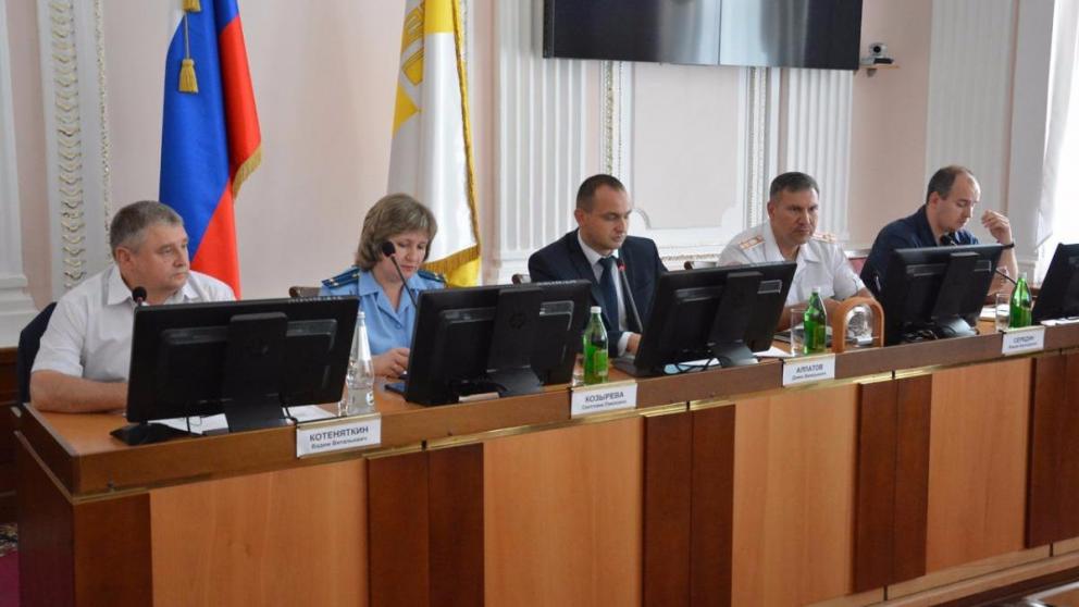 Как облегчить адаптацию первокурсников в Ставрополе, обсудили в мэрии города