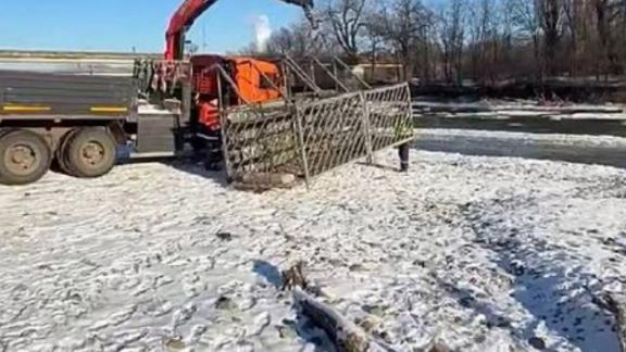 В Невинномысске подготавливают площадку для крещенских купаний