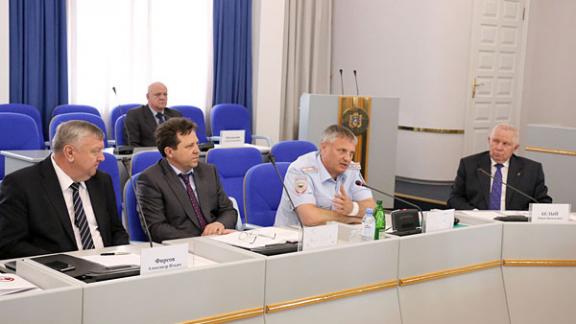 О практике привлечения к административной ответственности и наказании дебоширов