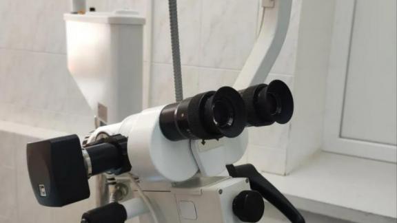 В краевой медцентр №1 поступил микроскоп для сложных ЛОР-операций