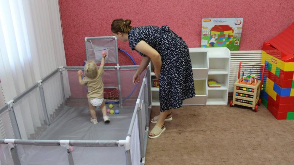 В Новоселицком округе начали работу социальные няни