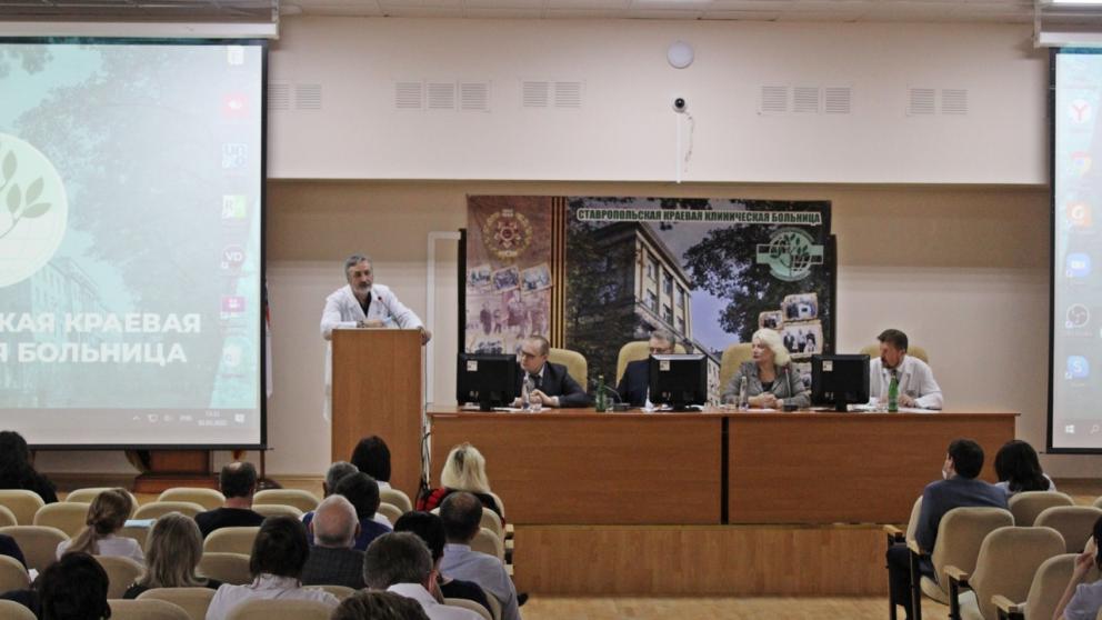 На Ставрополье молодые врачи будут повышать уровень подготовки в краевой больнице