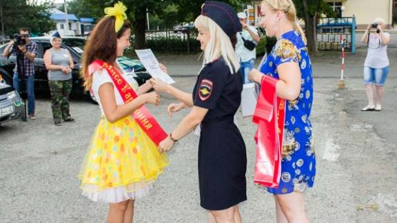 В Кочубеевском районе прошел конкурс «Автоледи-2016»