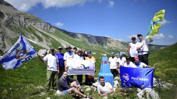 Поисковики Ставрополья почтили память погибших в горах красноармейцев