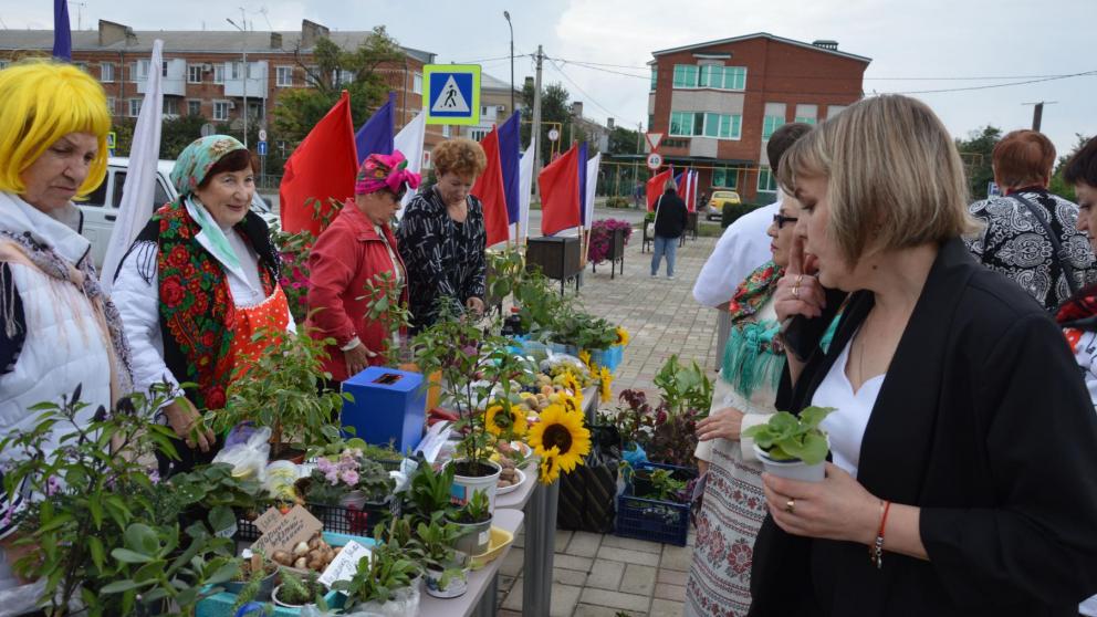 В селе Дивном на Ставрополье прошла благотворительная ярмарка «От всего сердца»
